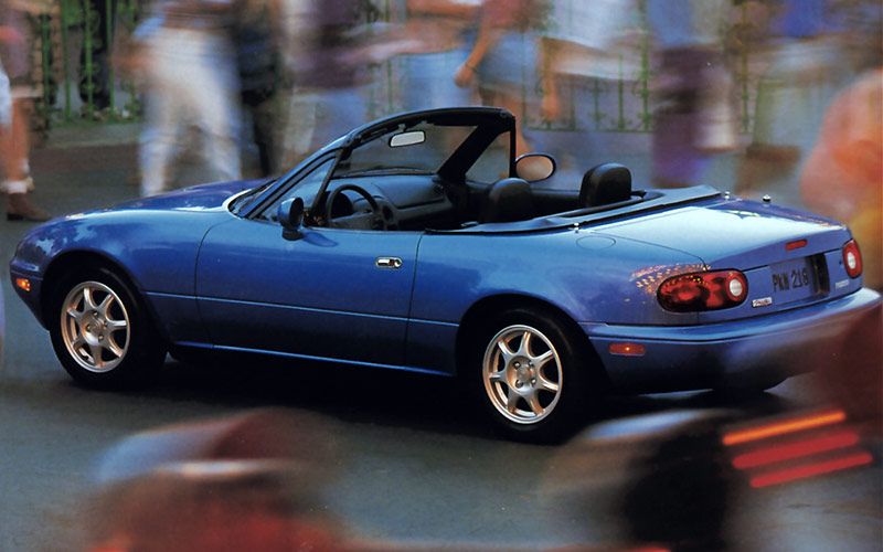 Immagine 1 - Esemplare americano del 1995 - brochure Mazda