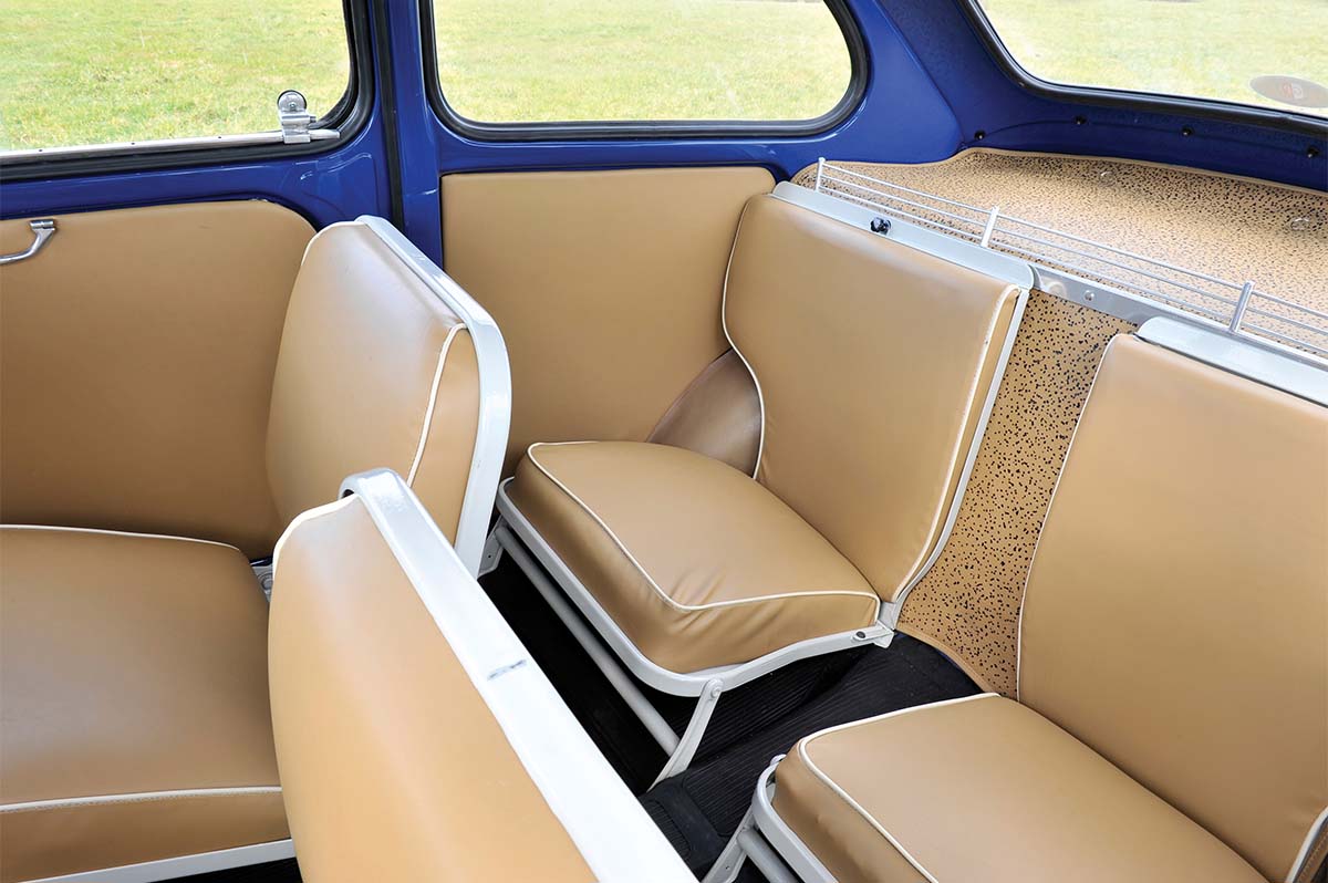 Interni: vista dei sedili della terza fila della Fiat 600 Multipla 6 posti 