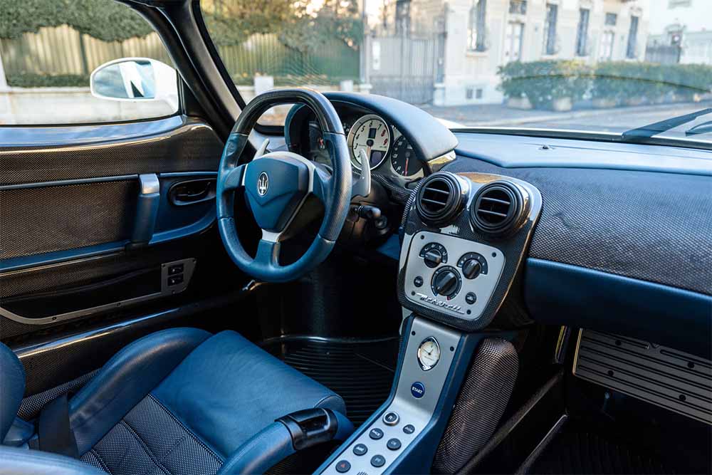 Gli interni della Maserati MC12 Stradale